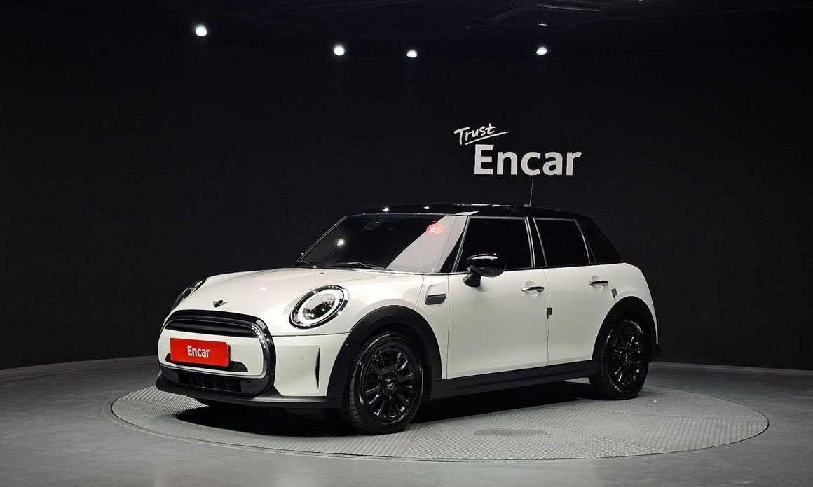 Mini Cooper 2024