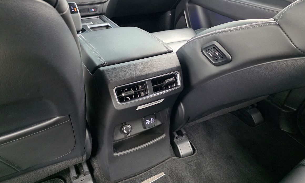 KG_Mobility_Ssangyong Rexton 2024