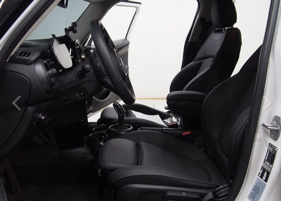Mini Cooper 2024