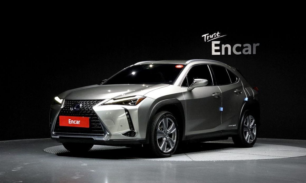 Lexus UX 2022