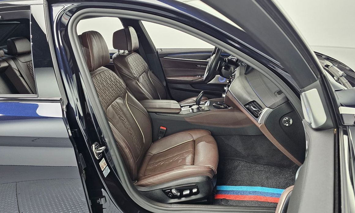 BMW 5-Series 2019