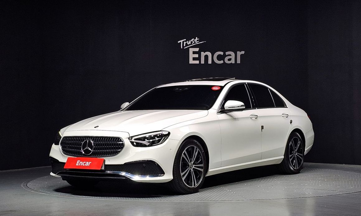 Mercedes-Benz E-Class 2021