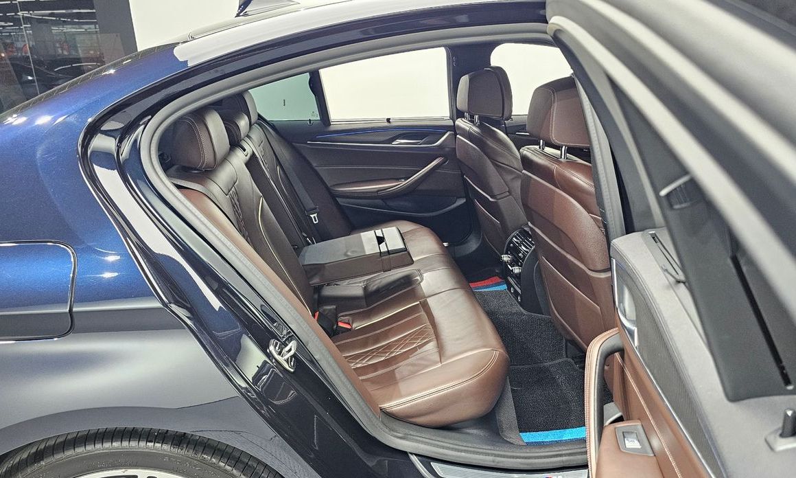 BMW 5-Series 2019