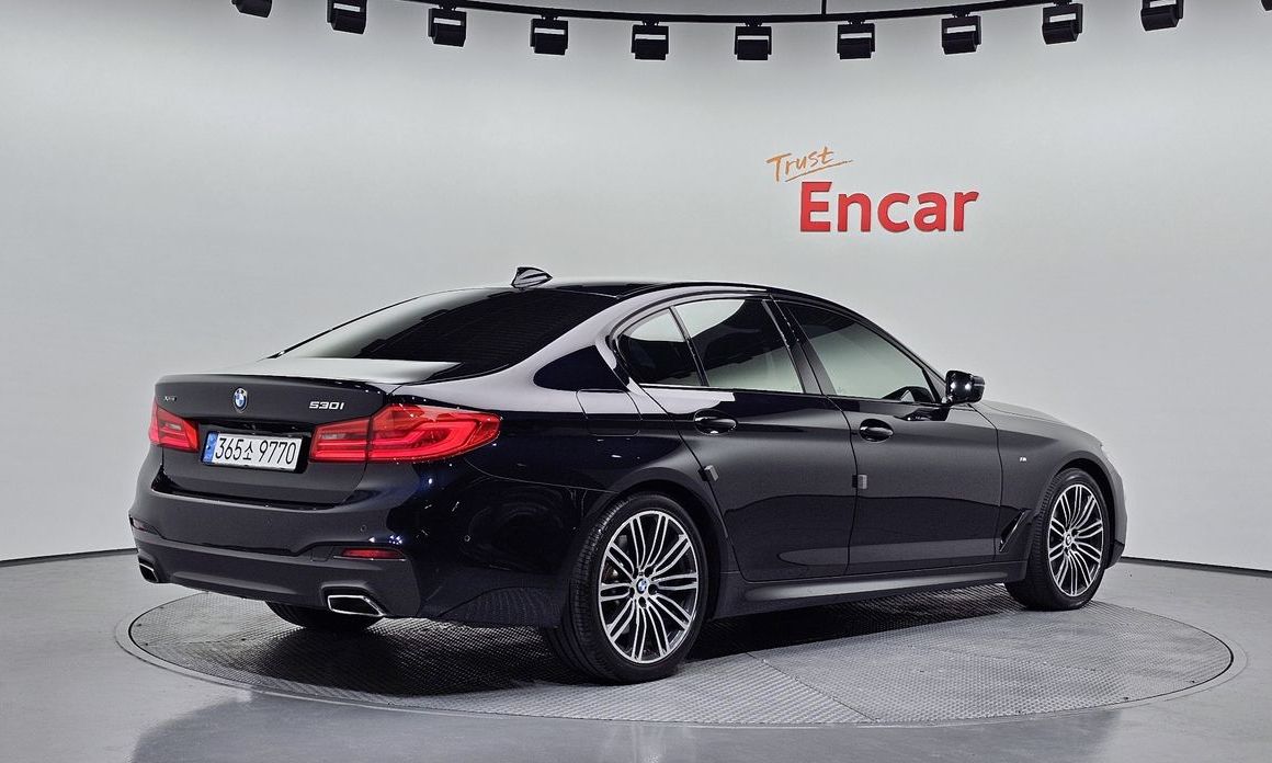 BMW 5-Series 2019