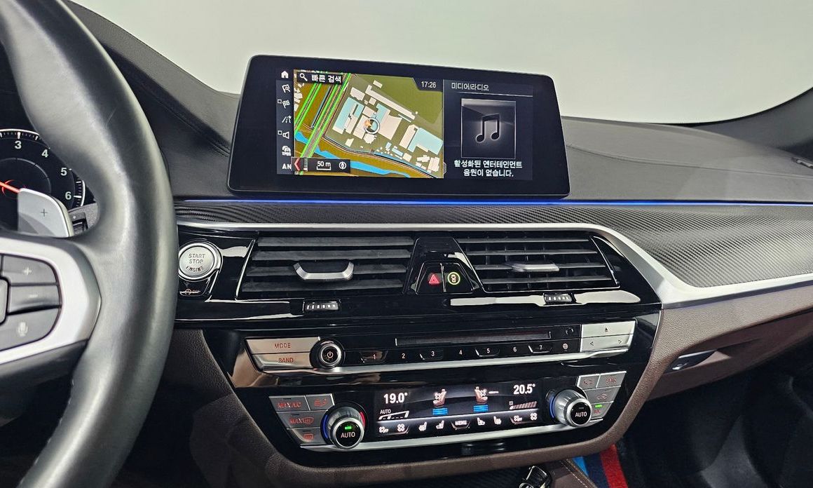 BMW 5-Series 2019