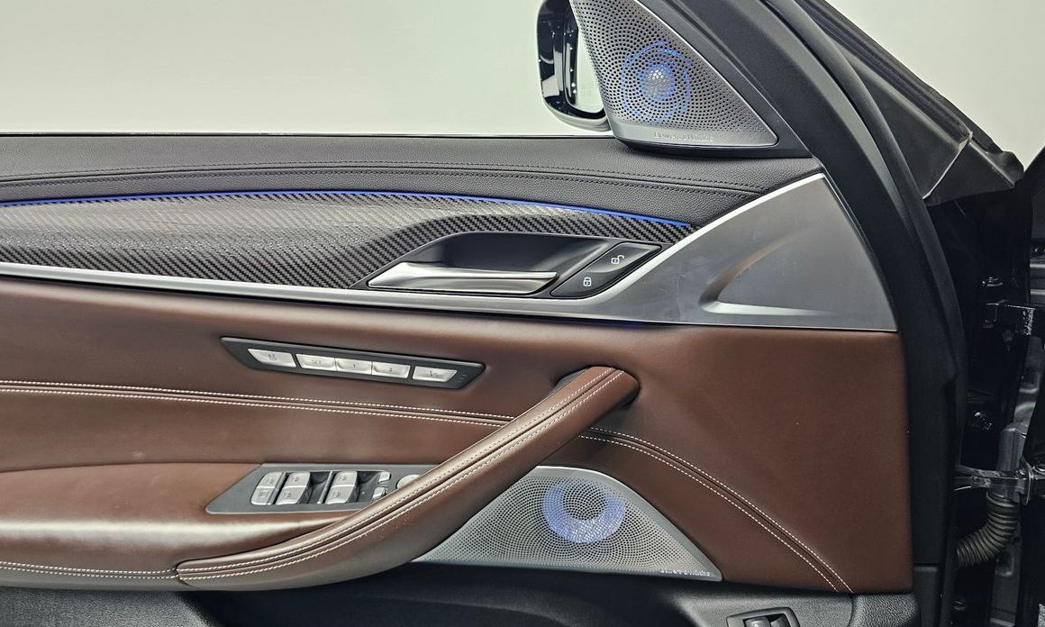 BMW 5-Series 2019
