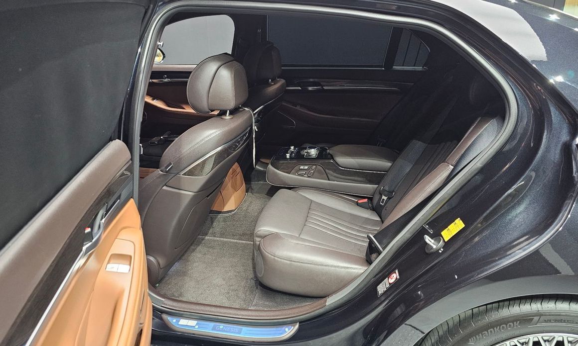 Genesis G90 2019