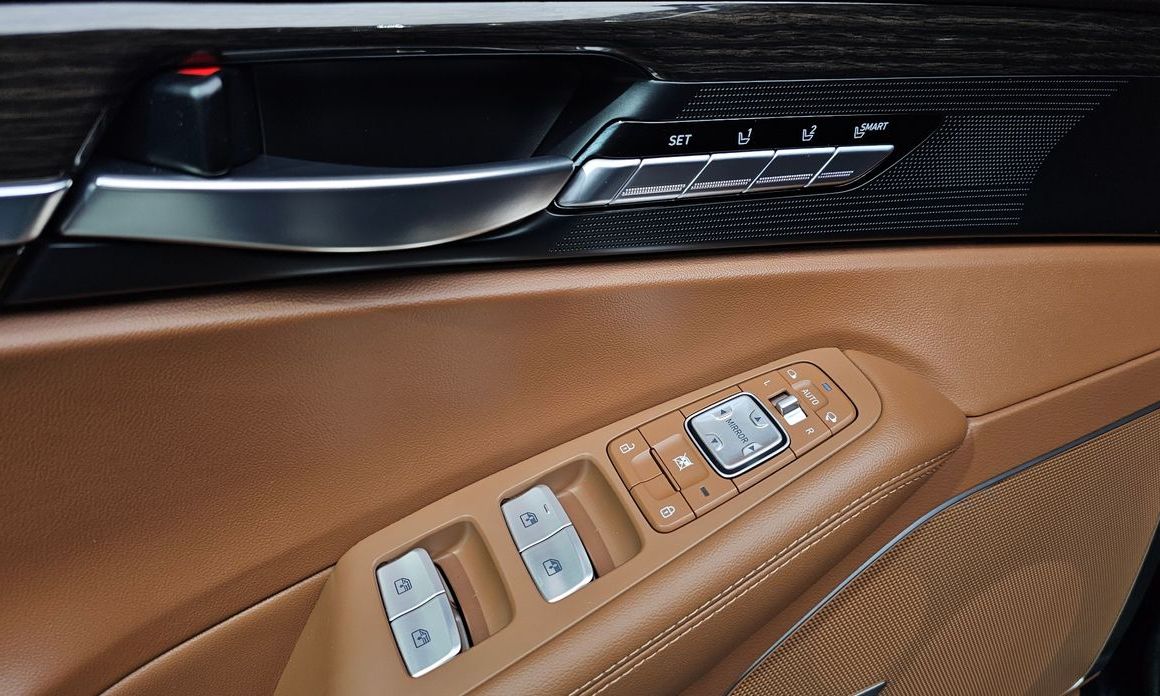 Genesis G90 2019