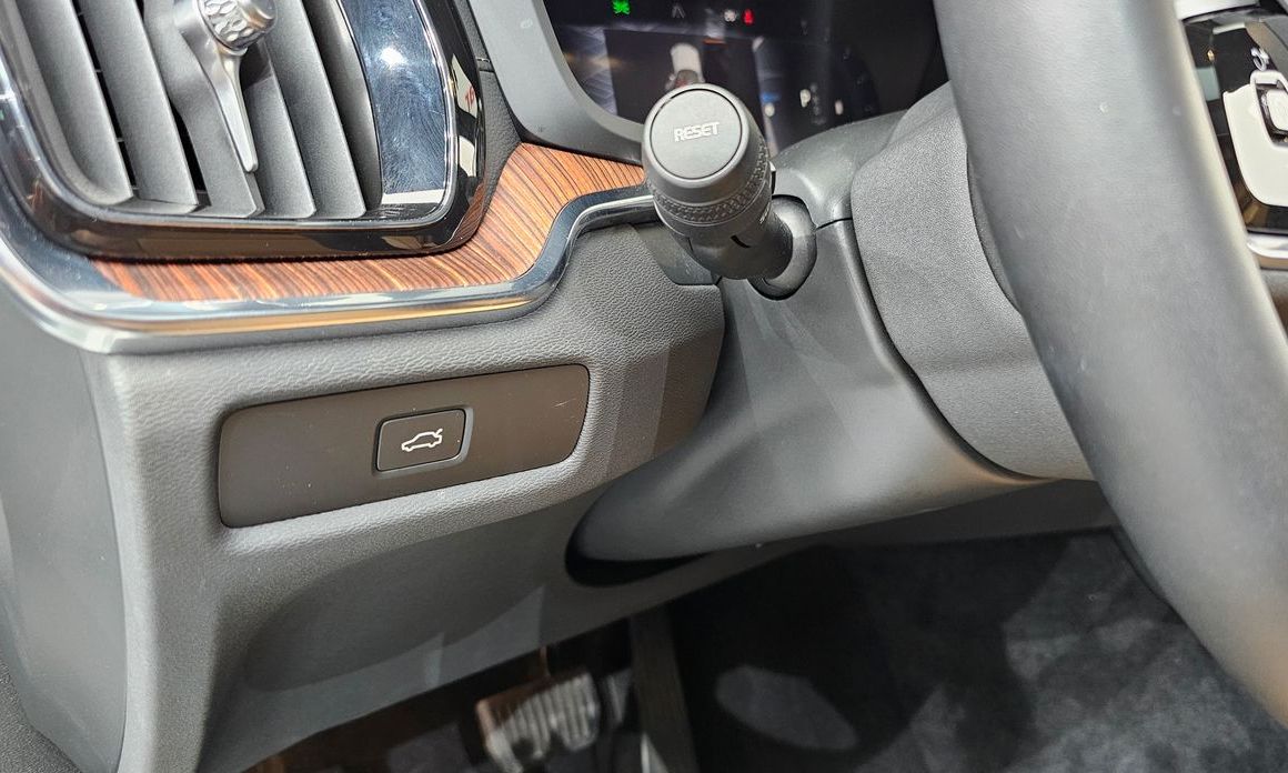 Volvo S60 2024