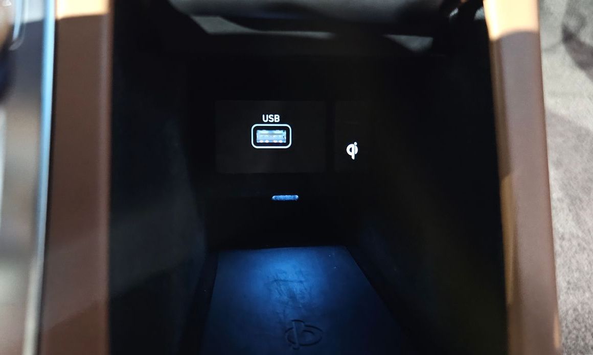 Genesis G90 2019