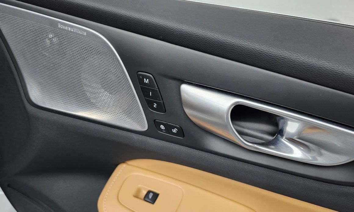 Volvo S60 2024