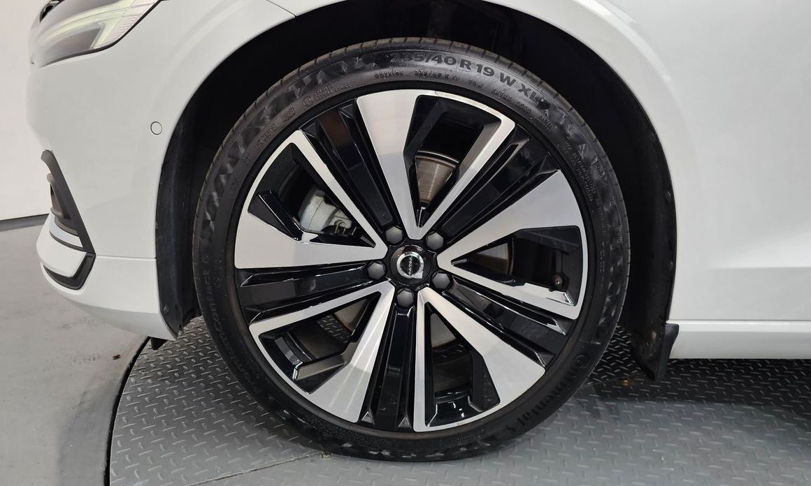 Volvo S60 2024
