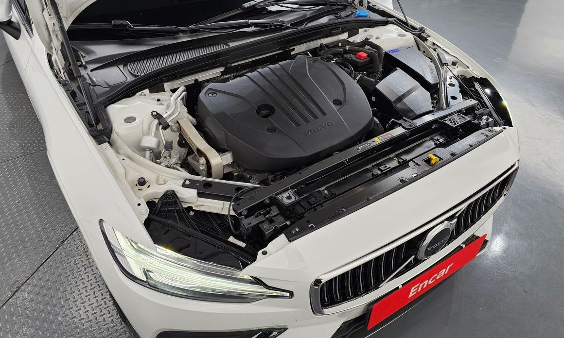 Volvo S60 2024
