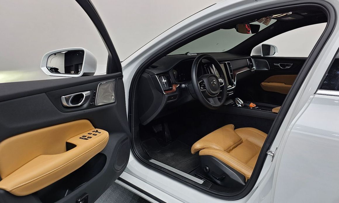 Volvo S60 2024