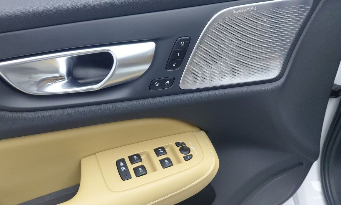 Volvo S60 2024