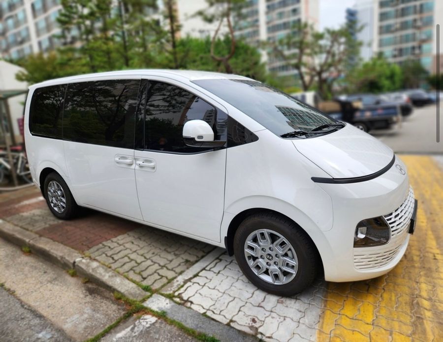 Hyundai Staria 2025