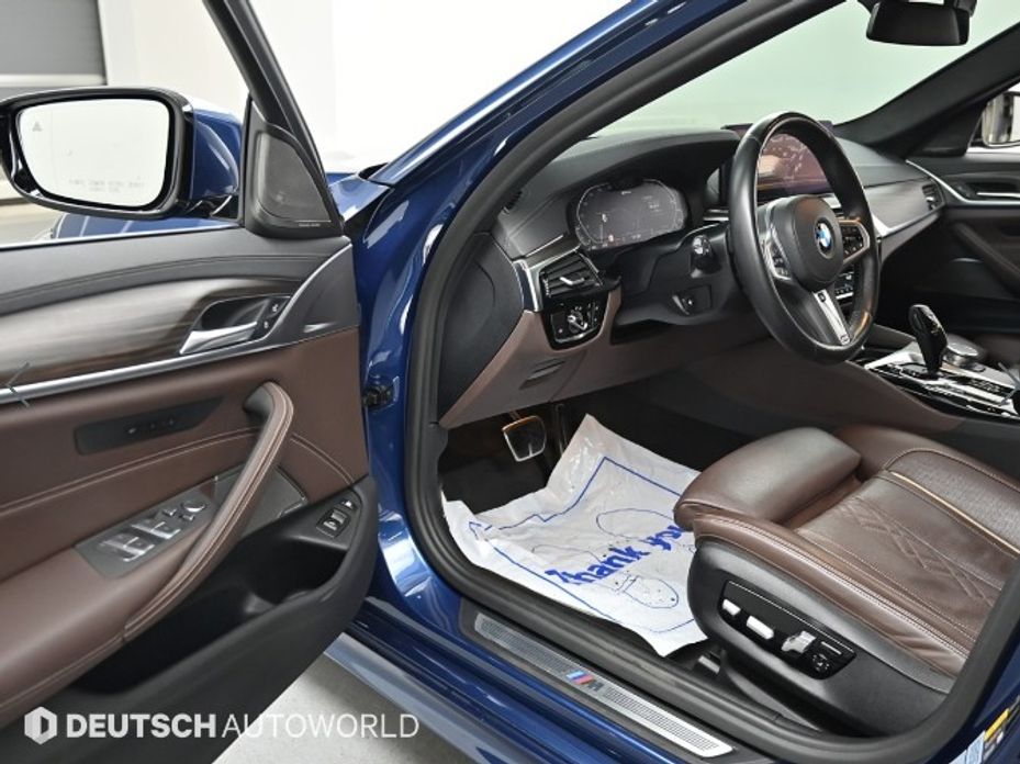 BMW 5-Series 2021