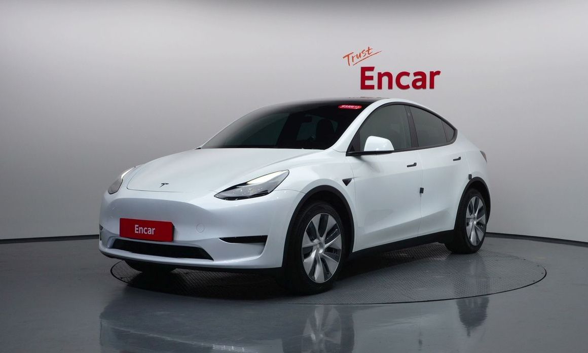 Tesla Model Y 2023