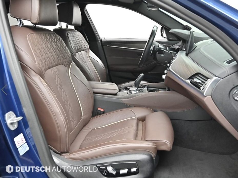 BMW 5-Series 2021