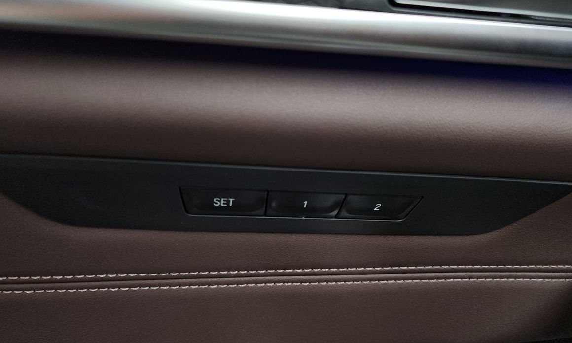 BMW 5-Series 2023