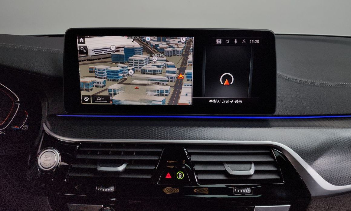BMW 5-Series 2023