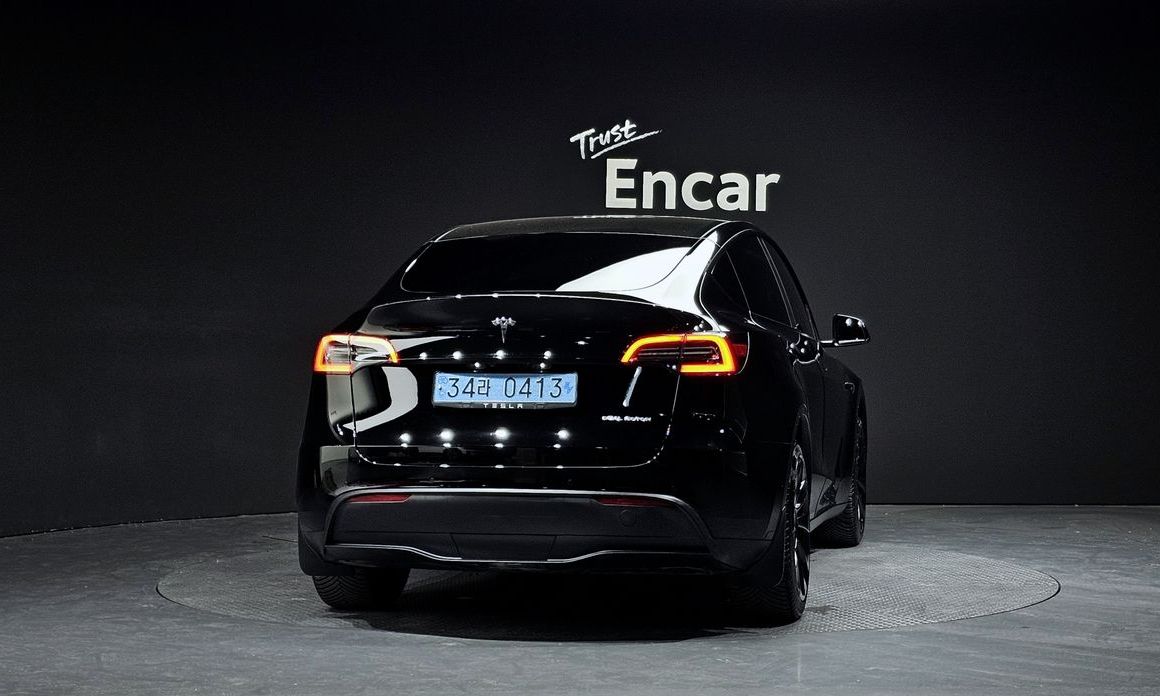 Tesla Model Y 2022