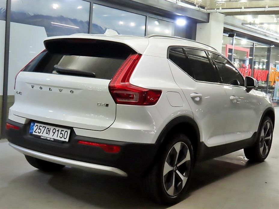 Volvo XC40 2026
