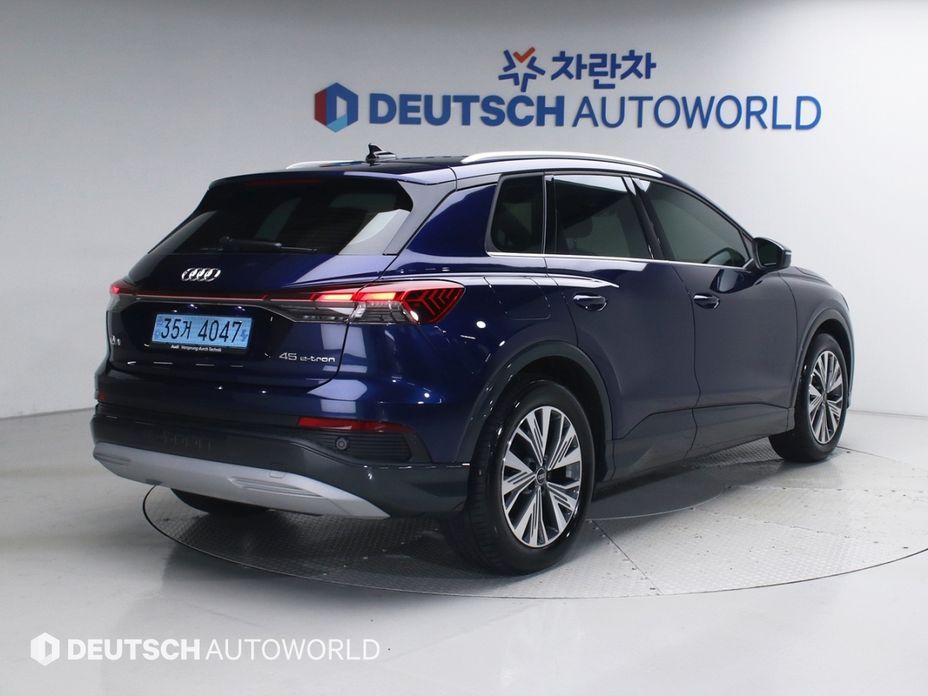 Audi Q4 e-tron 2025