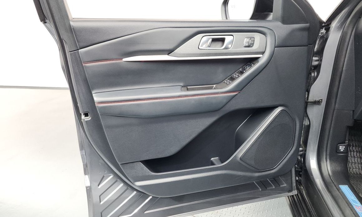 Ford Explorer 2025