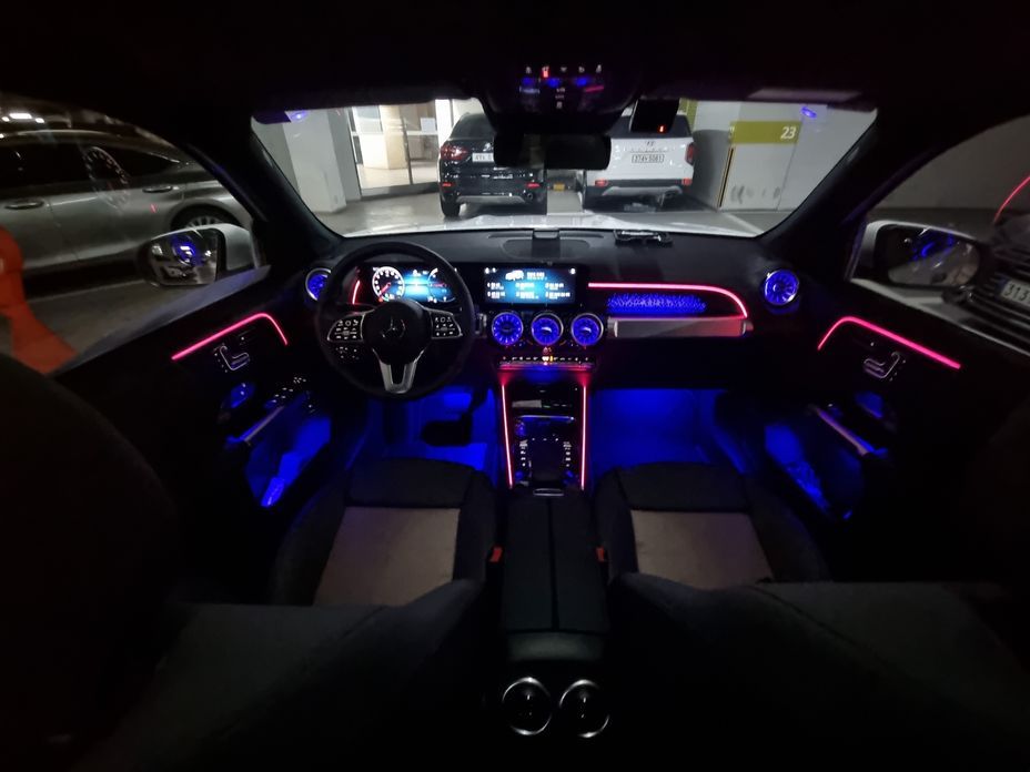 Mercedes-Benz EQB 2024