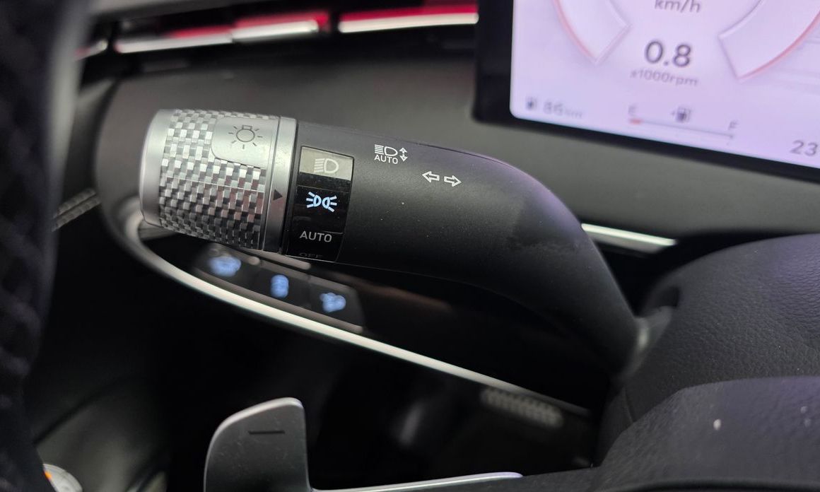 Genesis GV70 2025