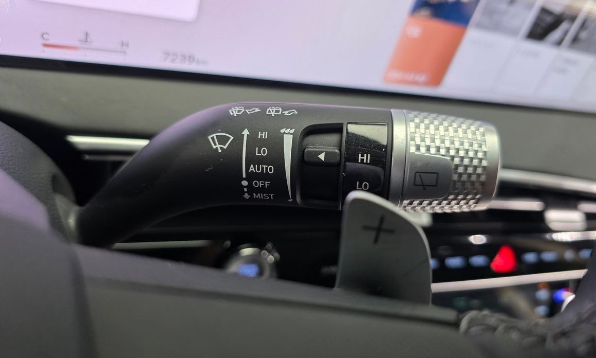 Genesis GV70 2025