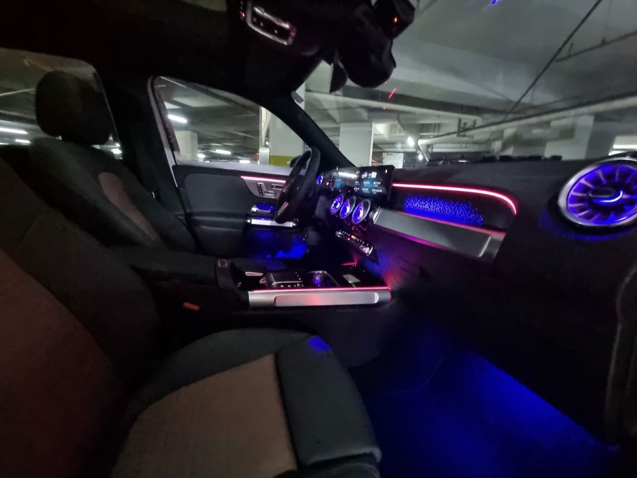Mercedes-Benz EQB 2024