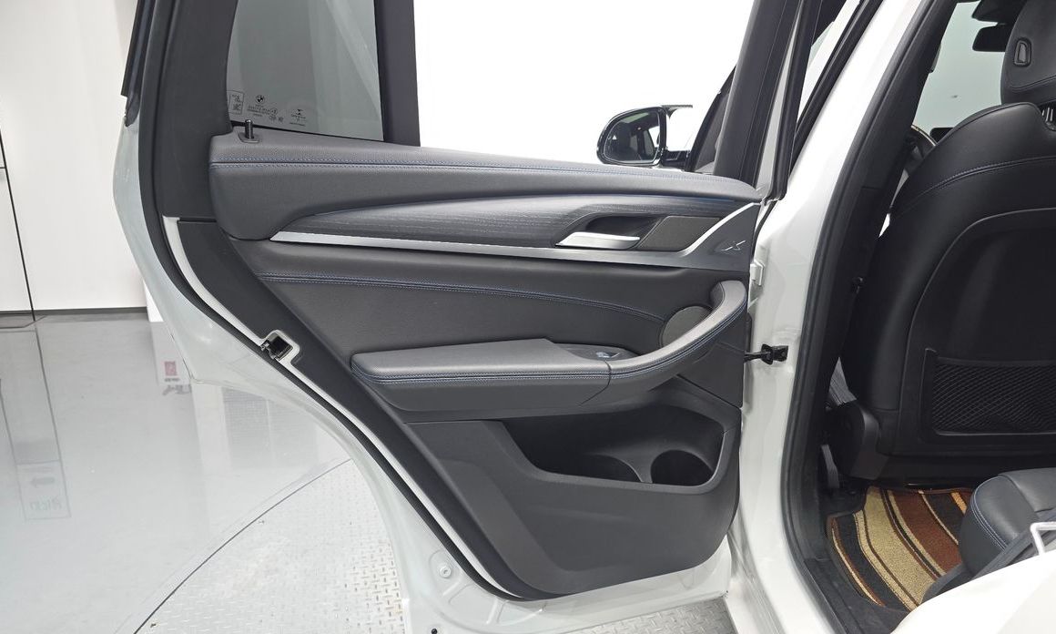 BMW iX3 2022