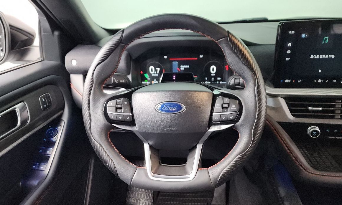 Ford Explorer 2025