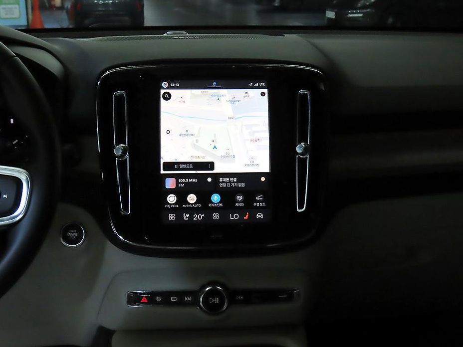 Volvo XC40 2026