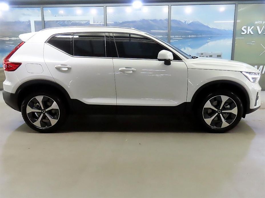 Volvo XC40 2026