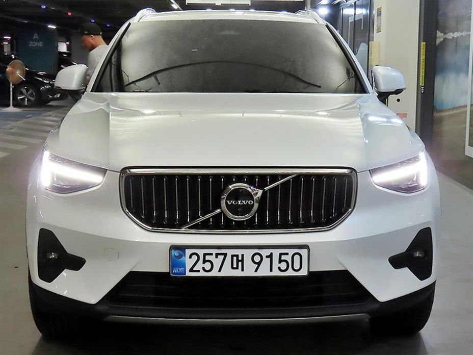 Volvo XC40 2026