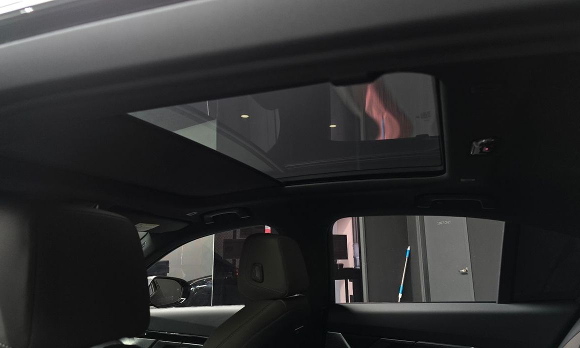 BMW 5-Series 2024
