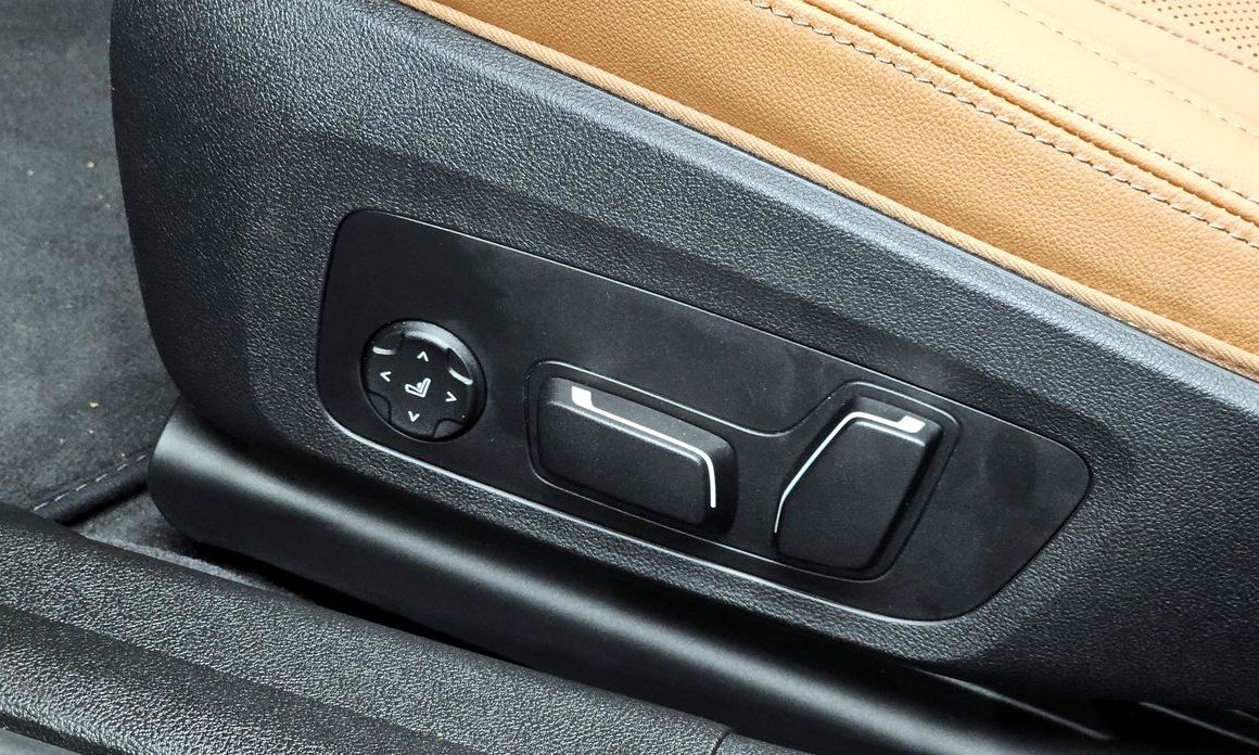 BMW 3-Series 2025