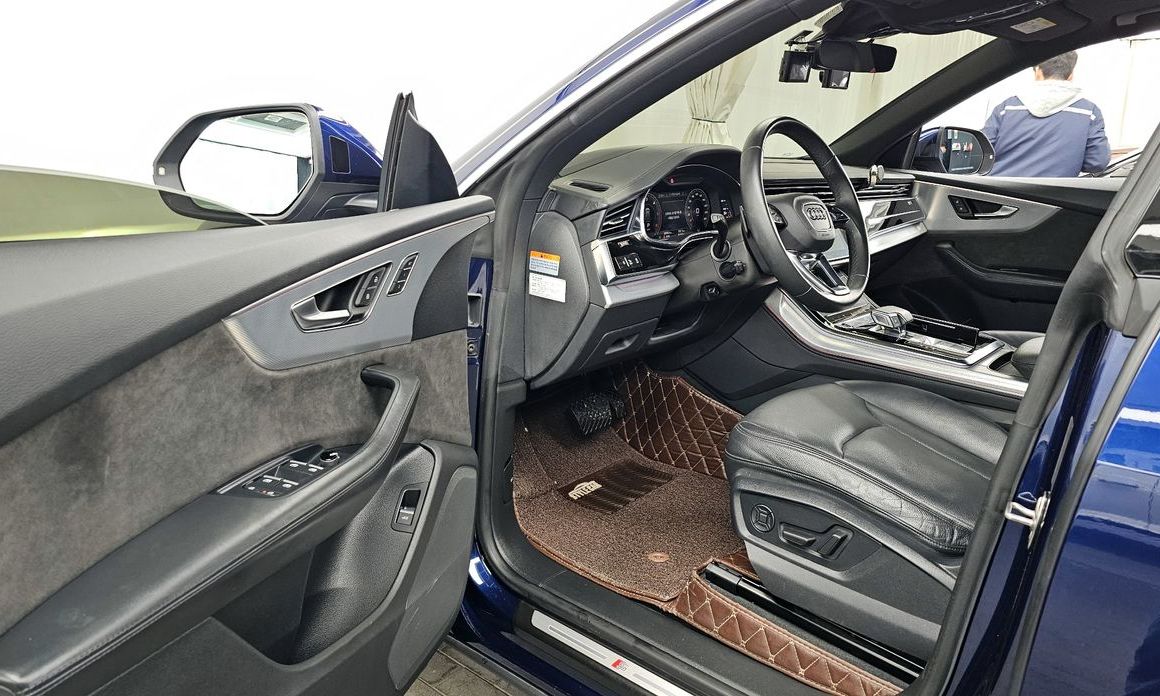 Audi Q8 2021