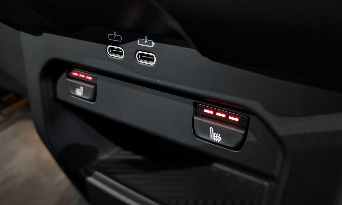 BMW 5-Series 2024