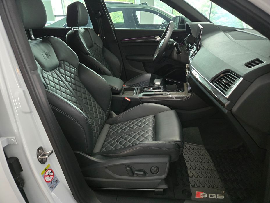 Audi SQ5 2022