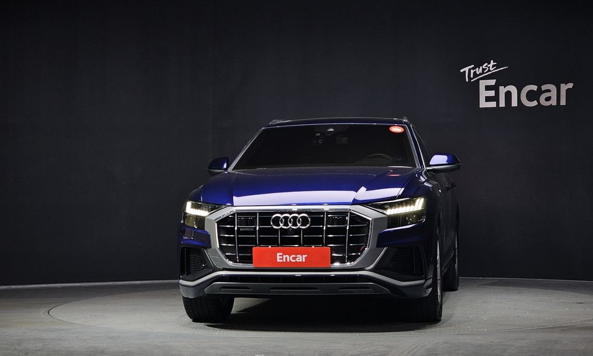 Audi Q8 2021