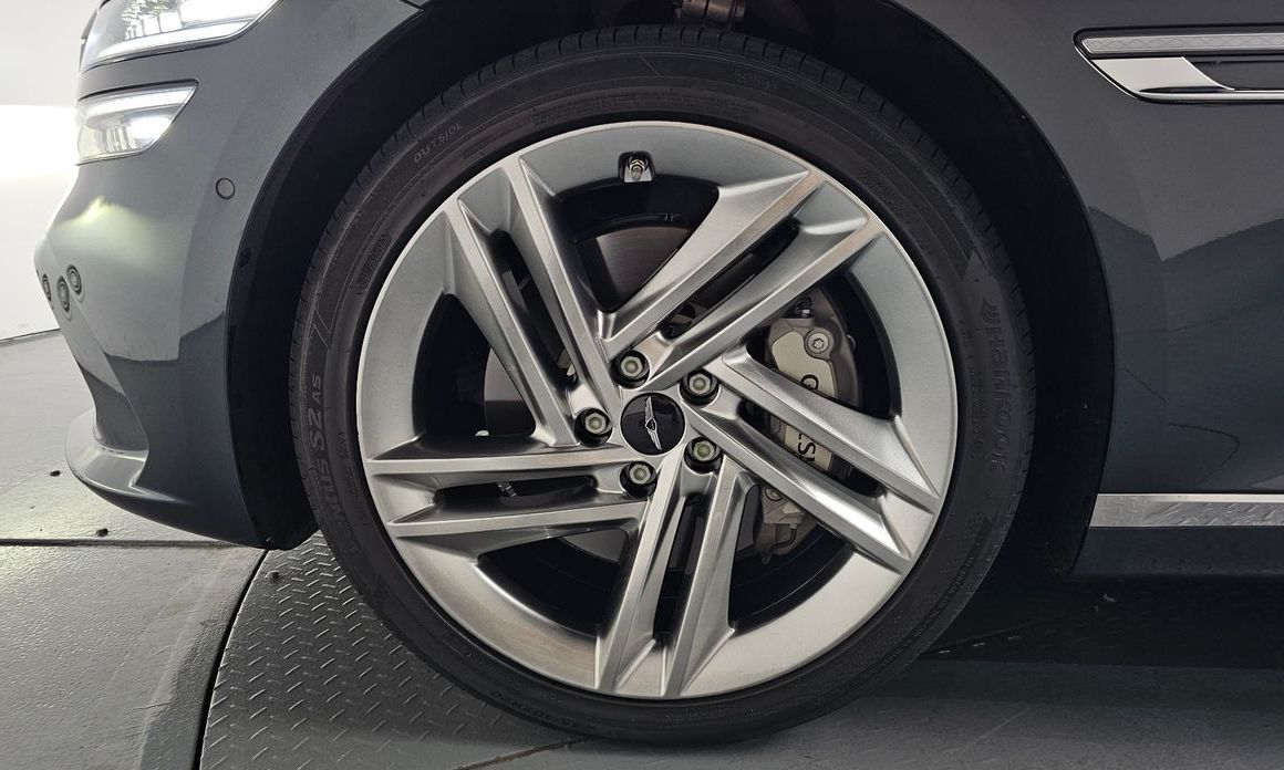 Genesis G80 2025