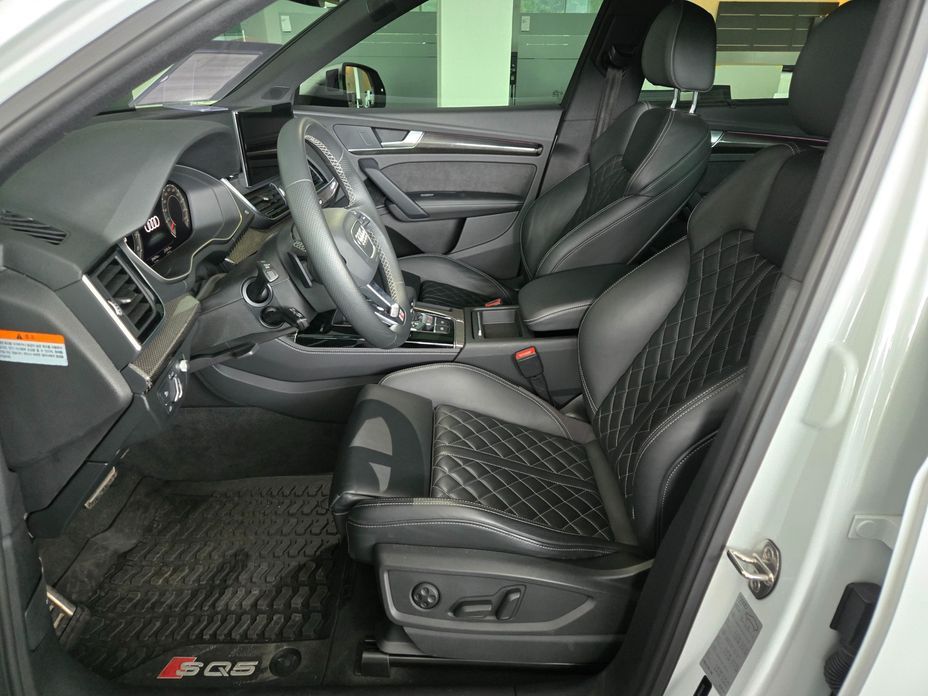 Audi SQ5 2022