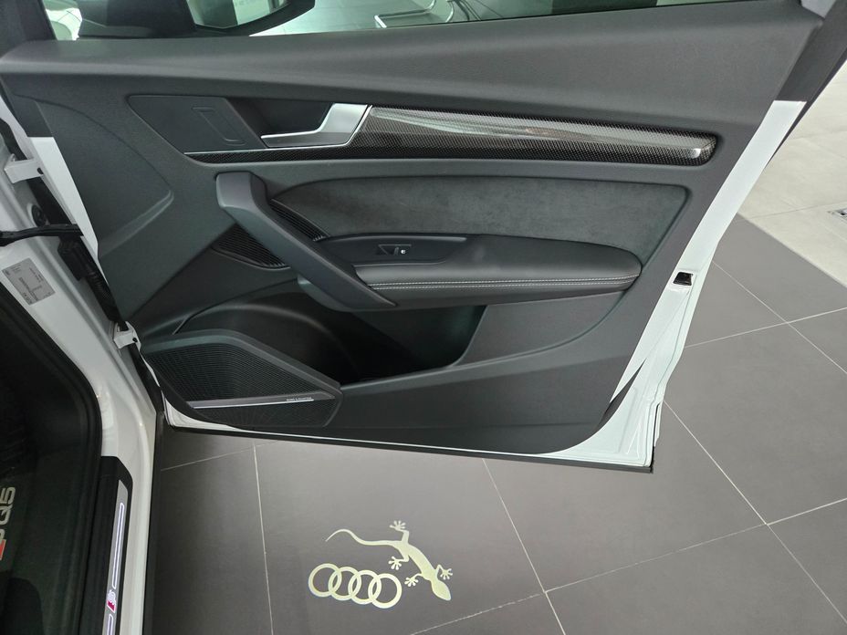 Audi SQ5 2022