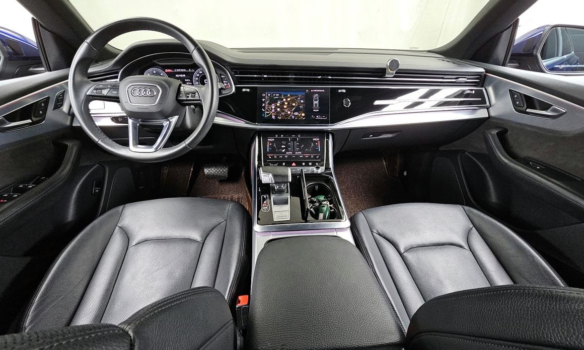 Audi Q8 2021