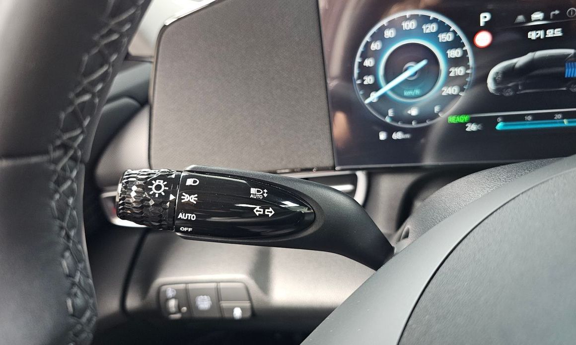 Hyundai AVANTE 2025