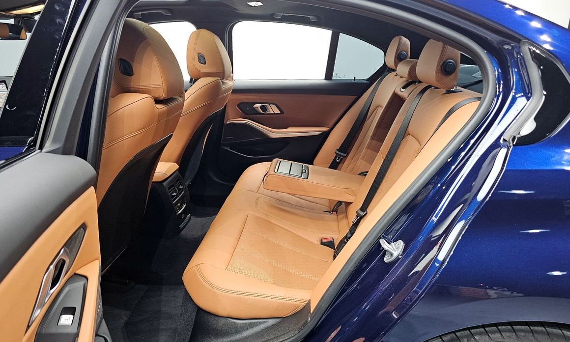 BMW 3-Series 2025